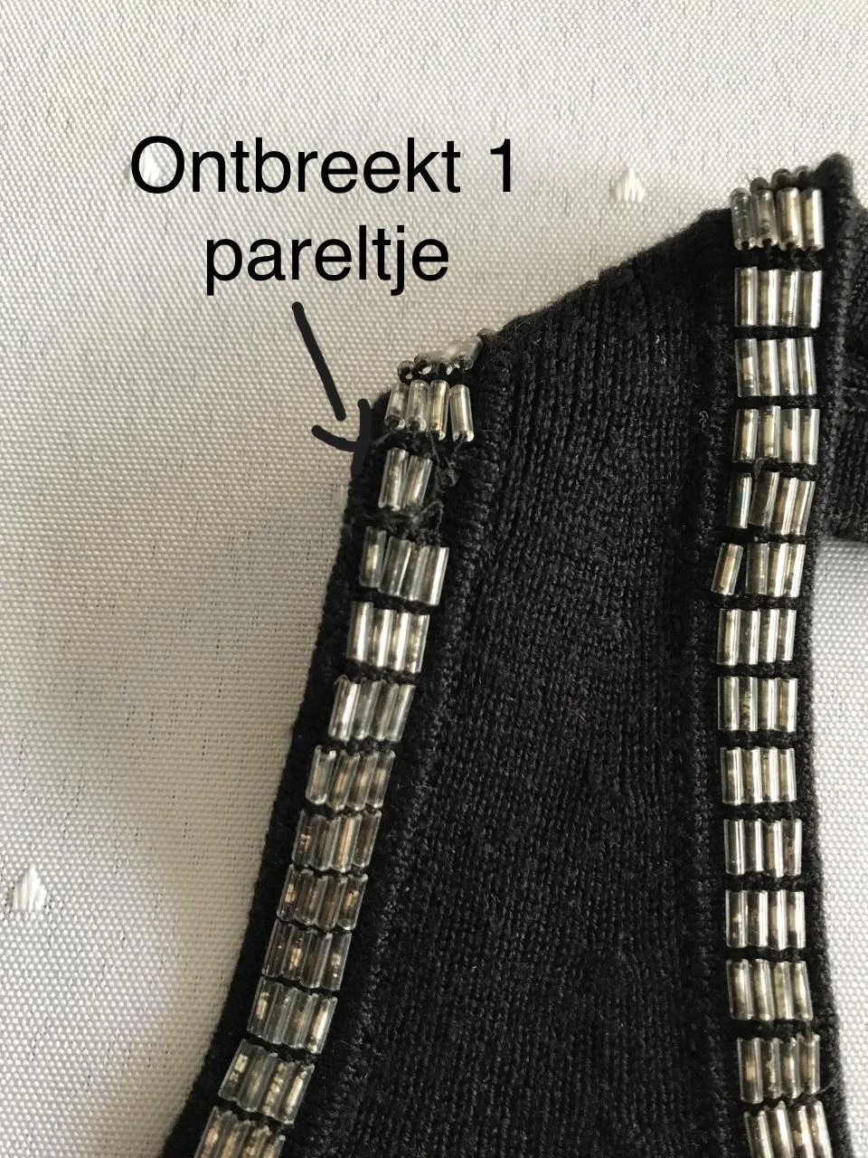 Tommy Hilfiger mooie zwarte top met pareltjes afgewerkt . – photo 11